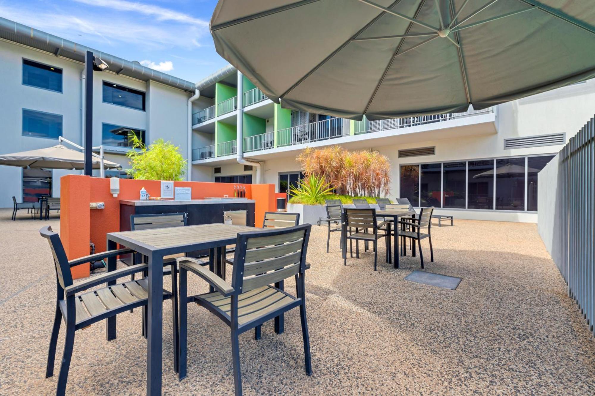 Hudson Berrimah Aparthotel Darwin Exterior photo
