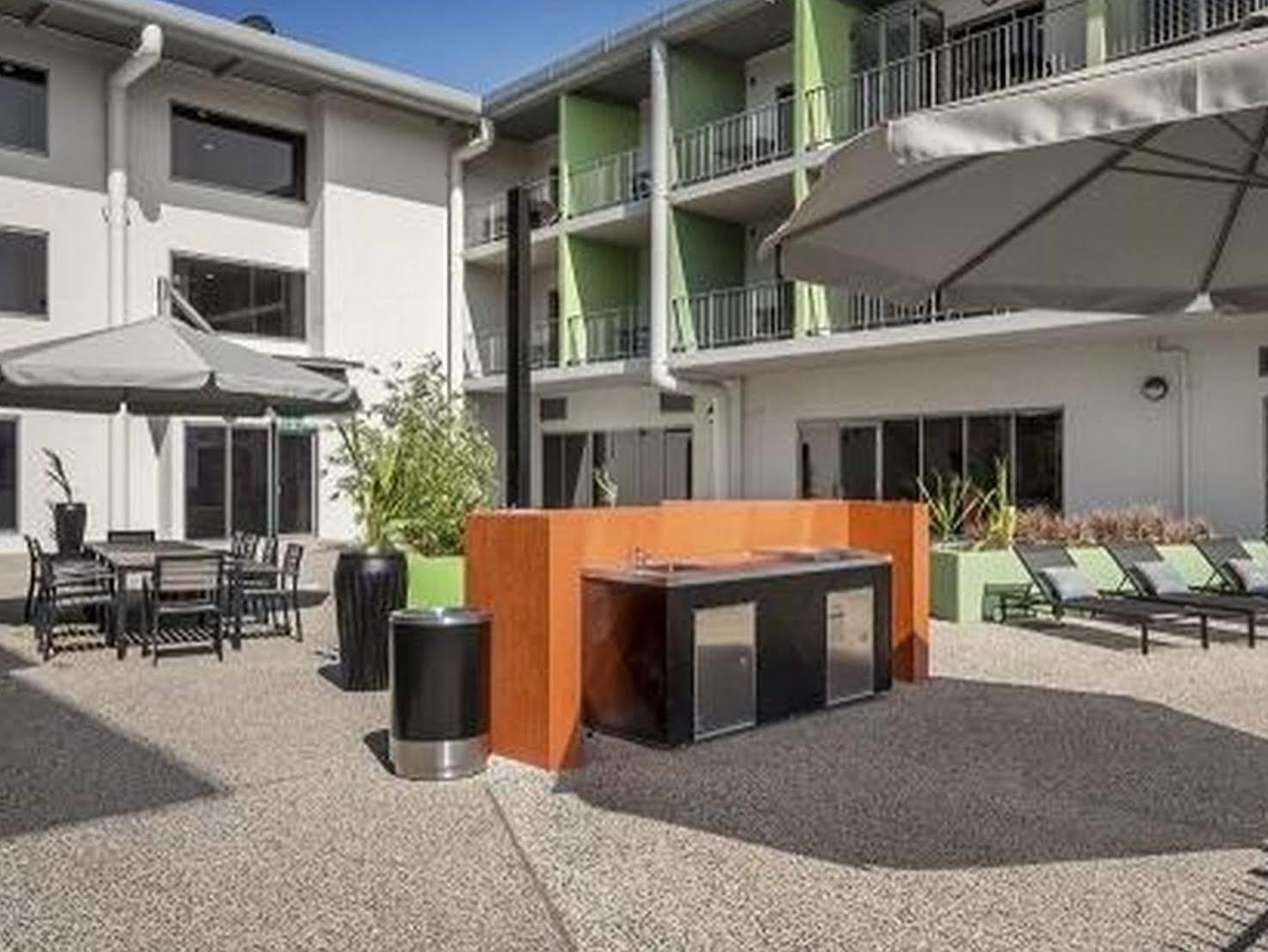 Hudson Berrimah Aparthotel Darwin Exterior photo