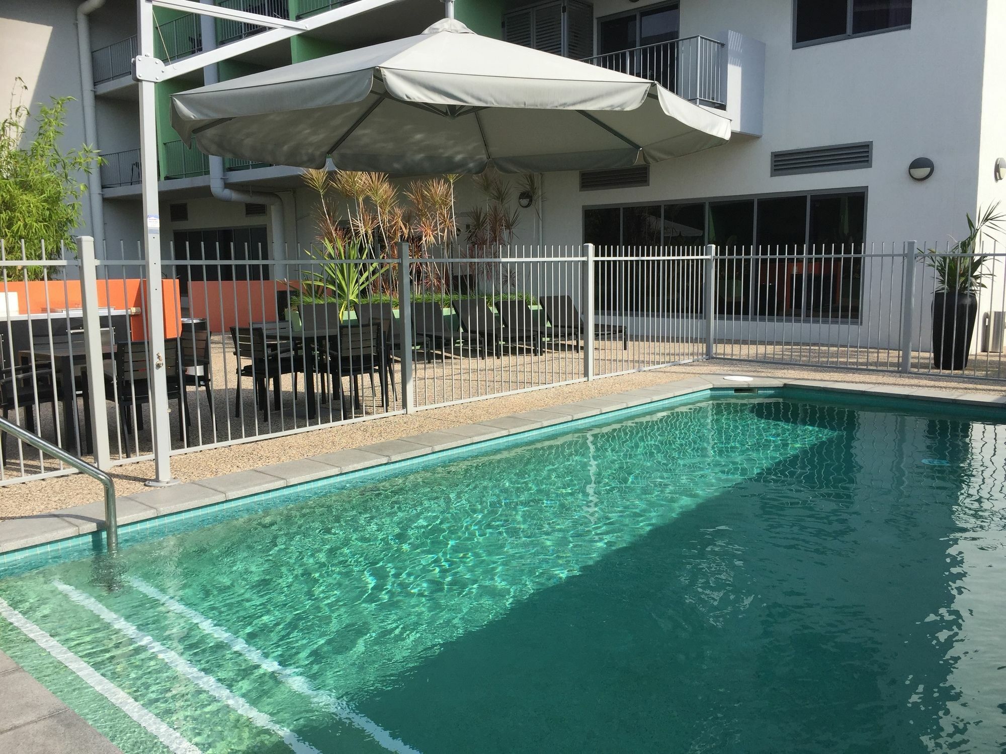 Hudson Berrimah Aparthotel Darwin Exterior photo
